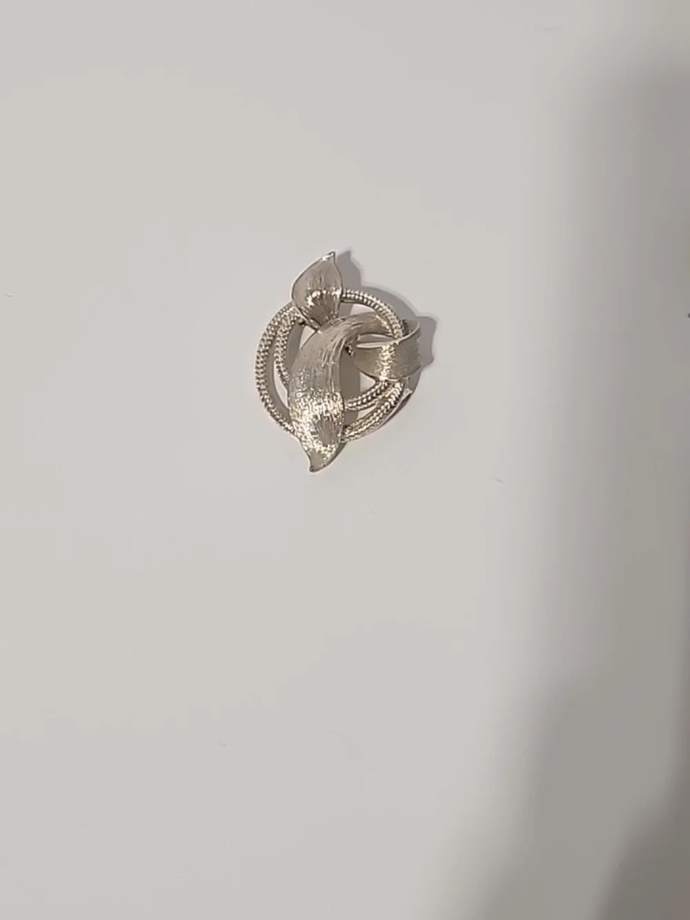 Polished Silver-Tone Sculpted Leaf Brooch - Women Jewelry